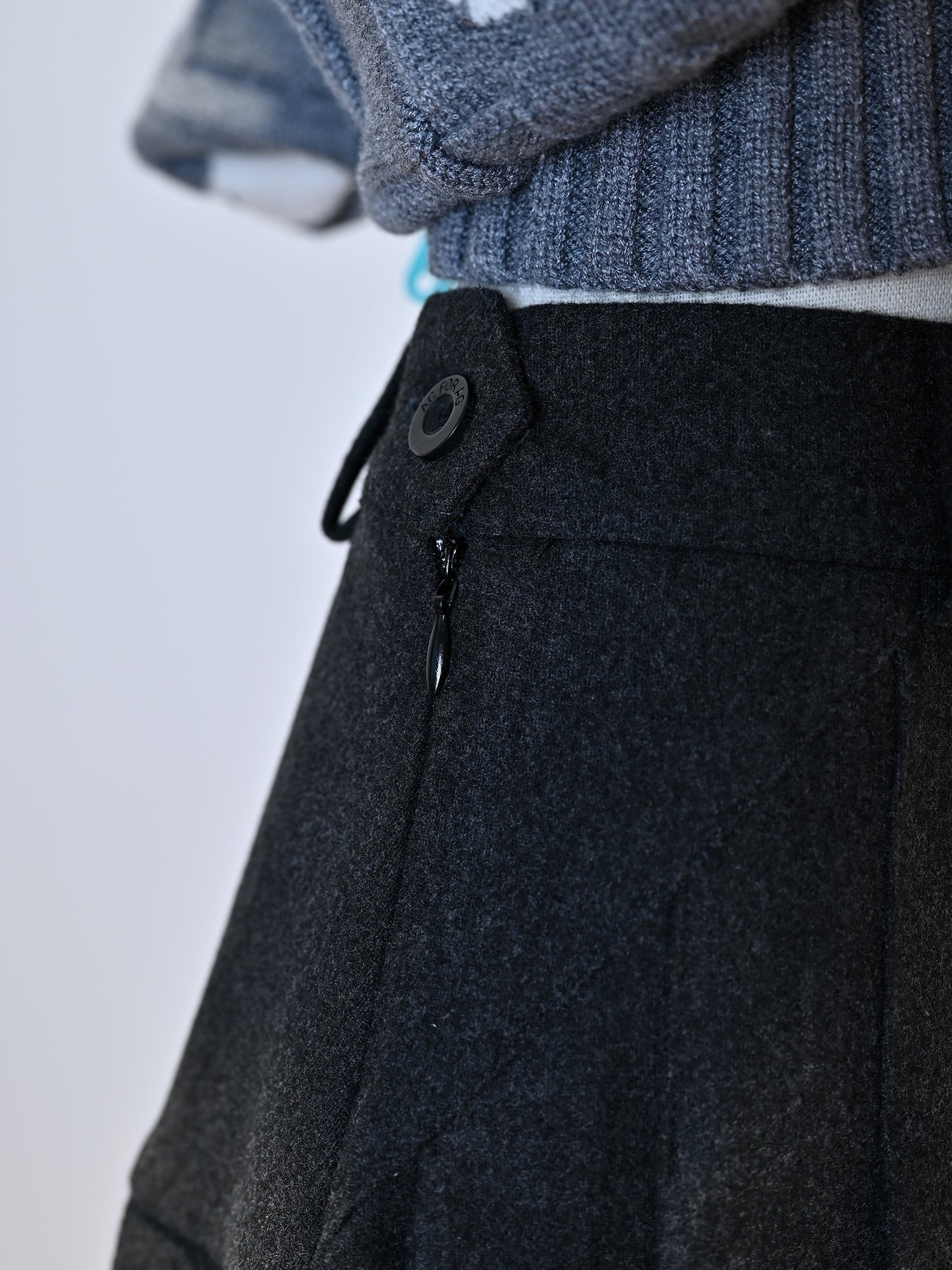 wool pleated skirt  TREND