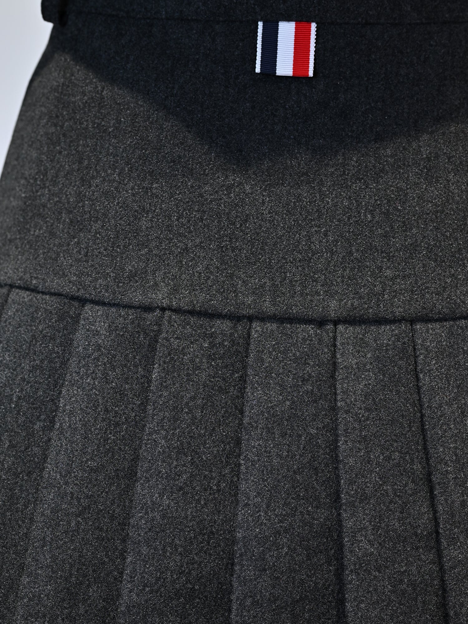 wool pleated skirt  TREND
