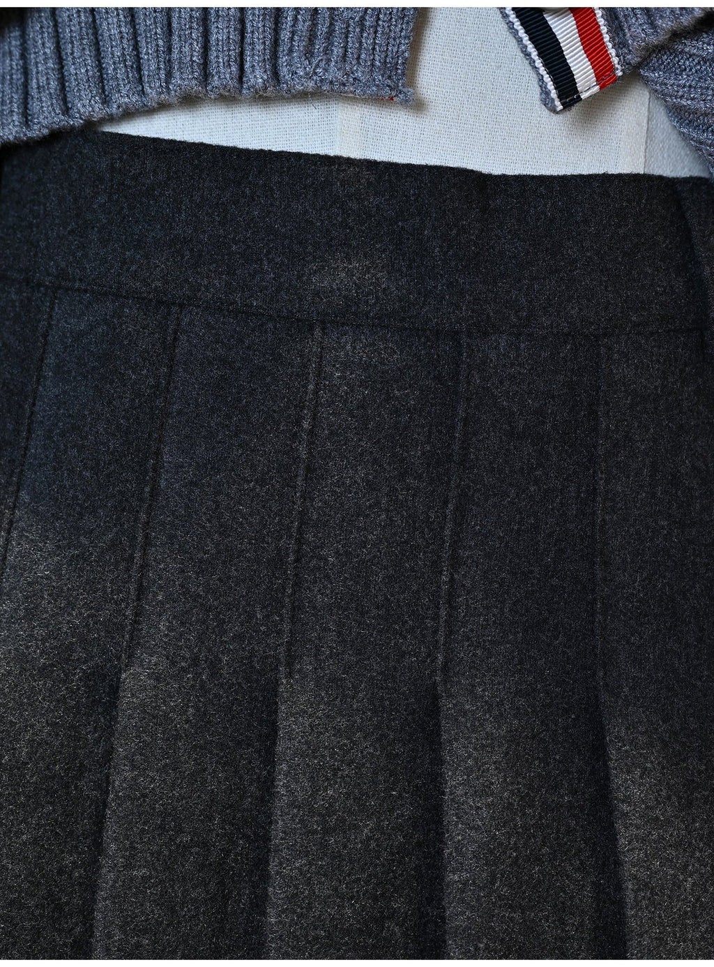 wool pleated skirt  TREND