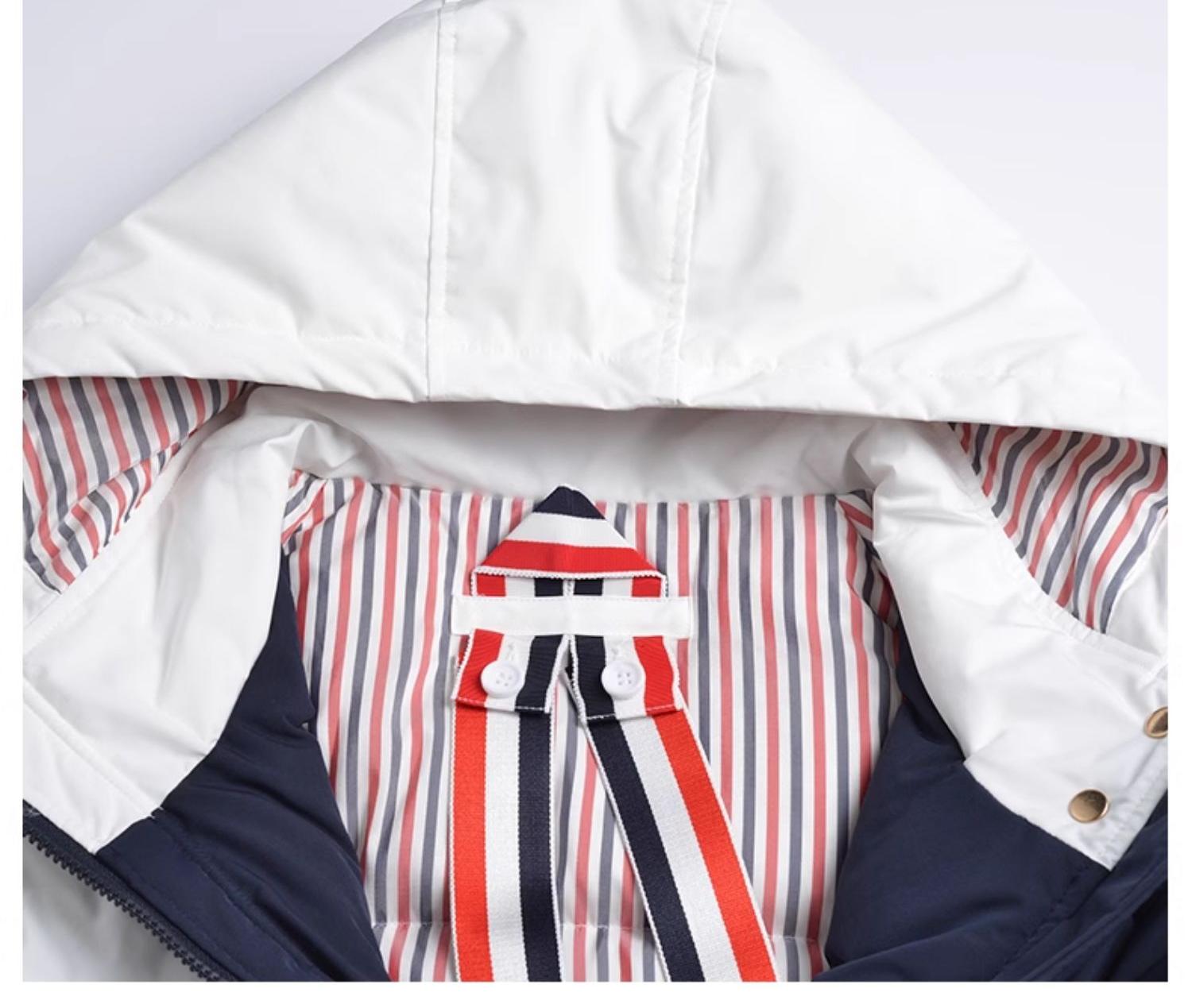 Unisex long coat with hood and white placket  TREND