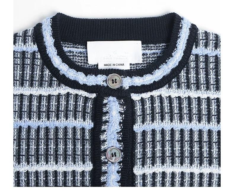 Womens Tweed style knitted cardigan  TREND