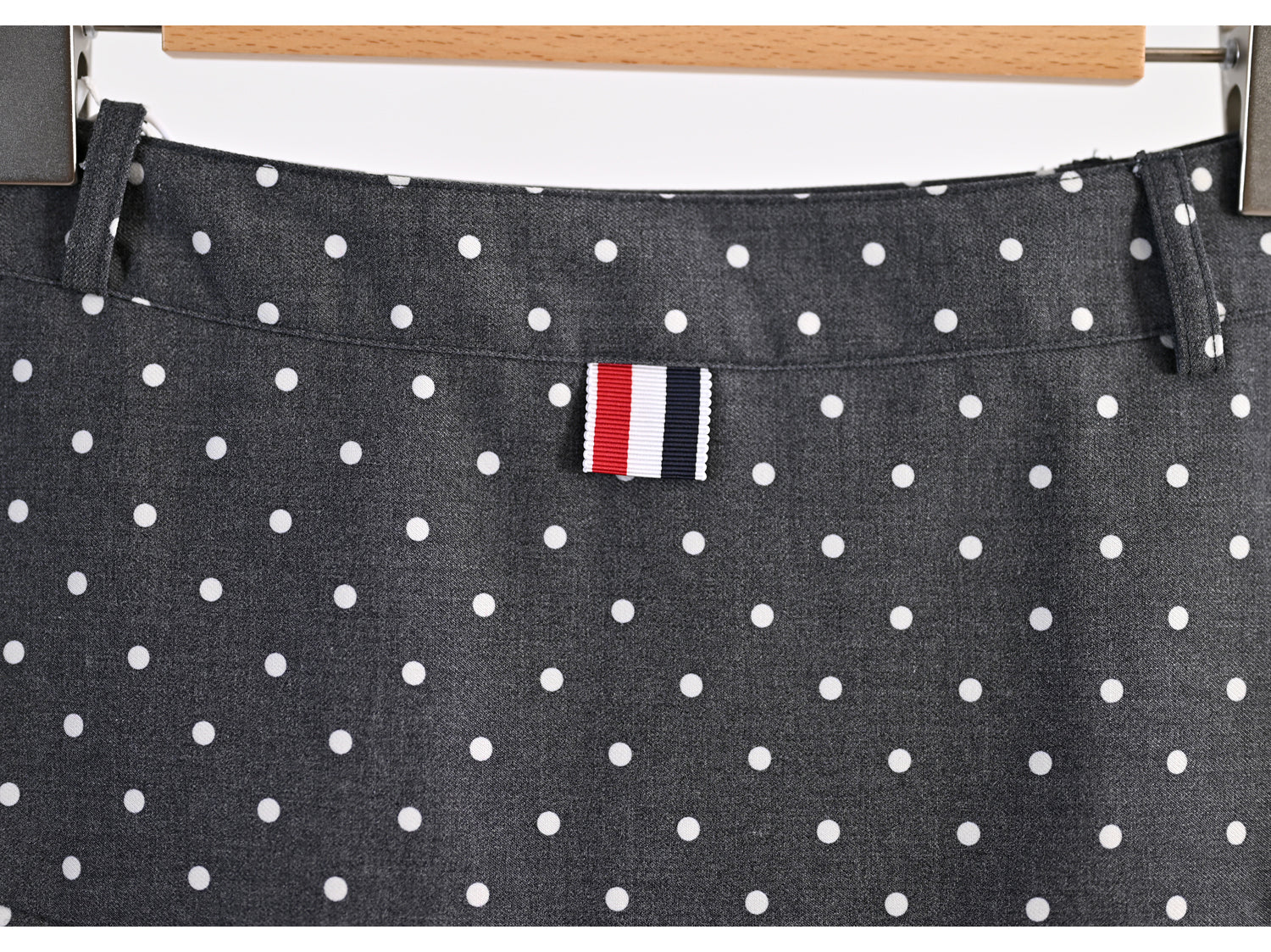 Polka dot high-waisted skirt  TREND