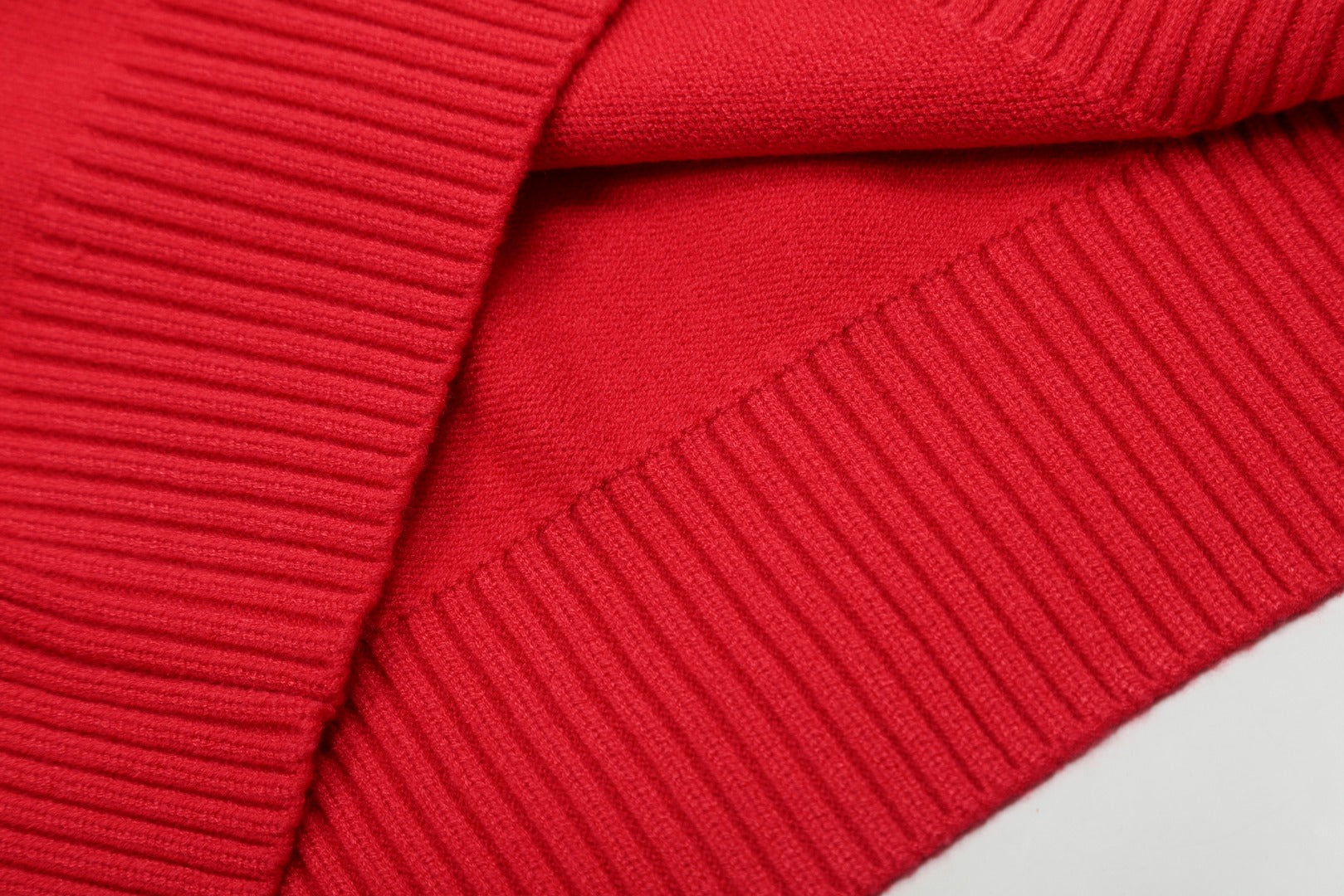 AMI Paris Gold Heart Embroidered Red Crewneck Sweater