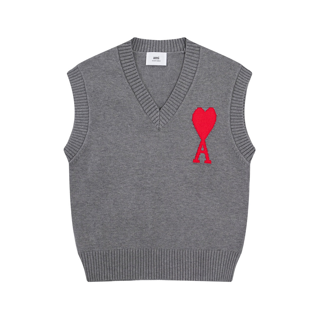 AMI PARIS Classic Knit Vest Sweater