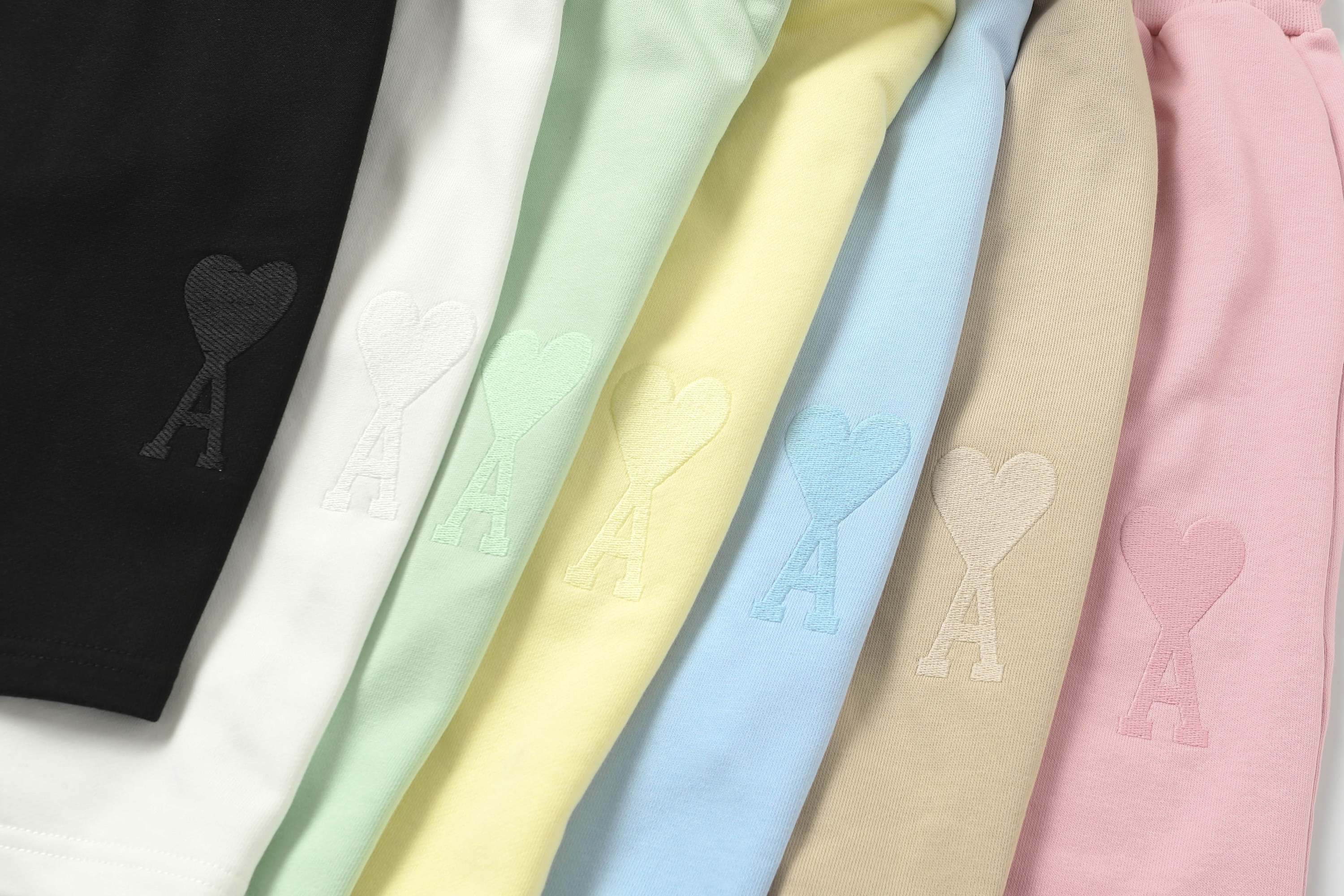 AMI PARIS Premium Casual Shorts