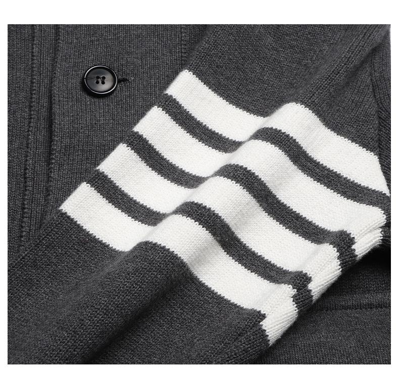 Mens four-bar lapel sweater jacket 