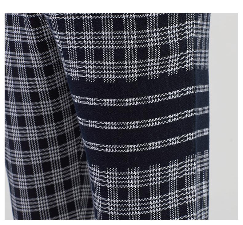 Four-bar striped plaid sweatpants  TREND