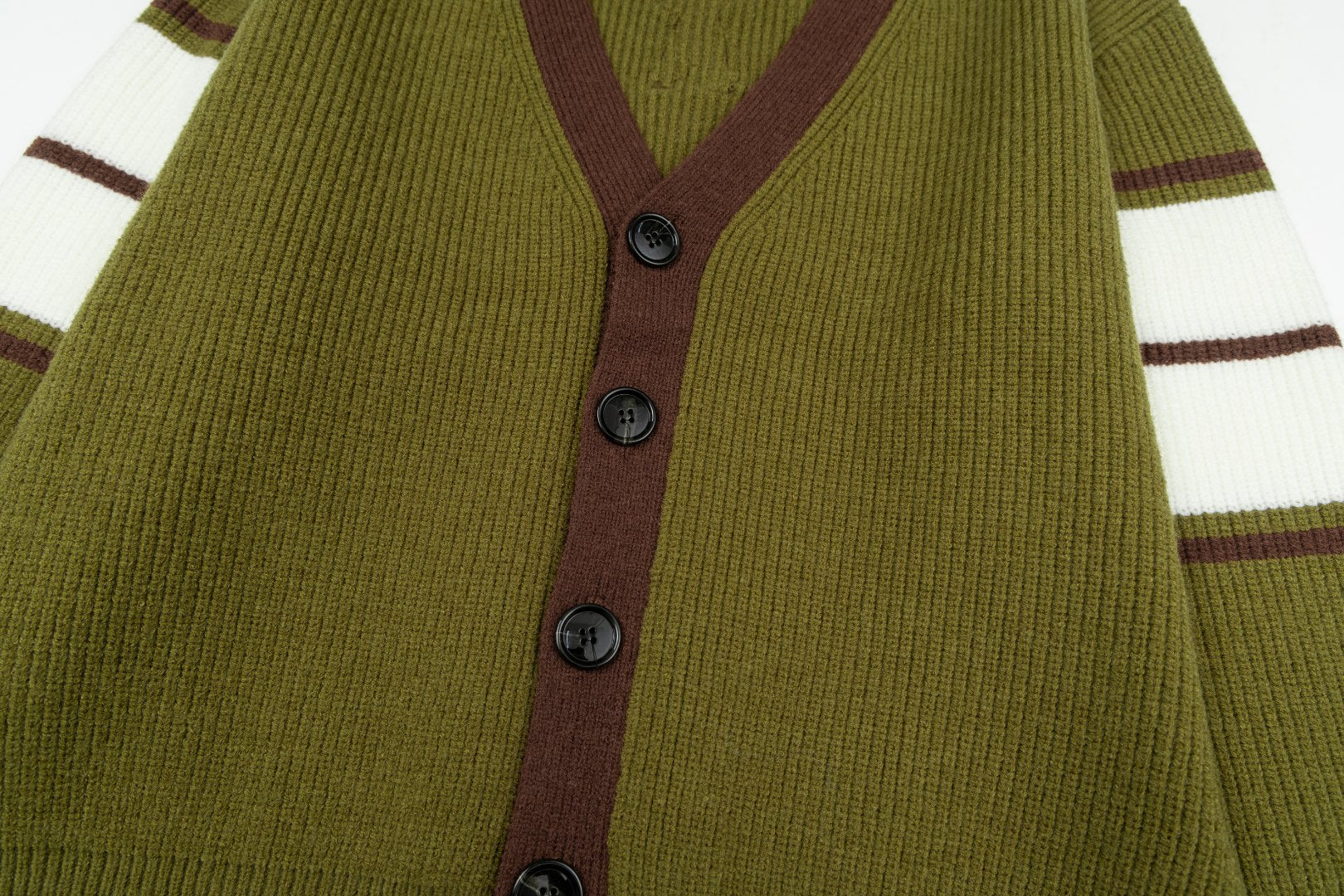 AMI PARIS V-Neck Knit Sweater