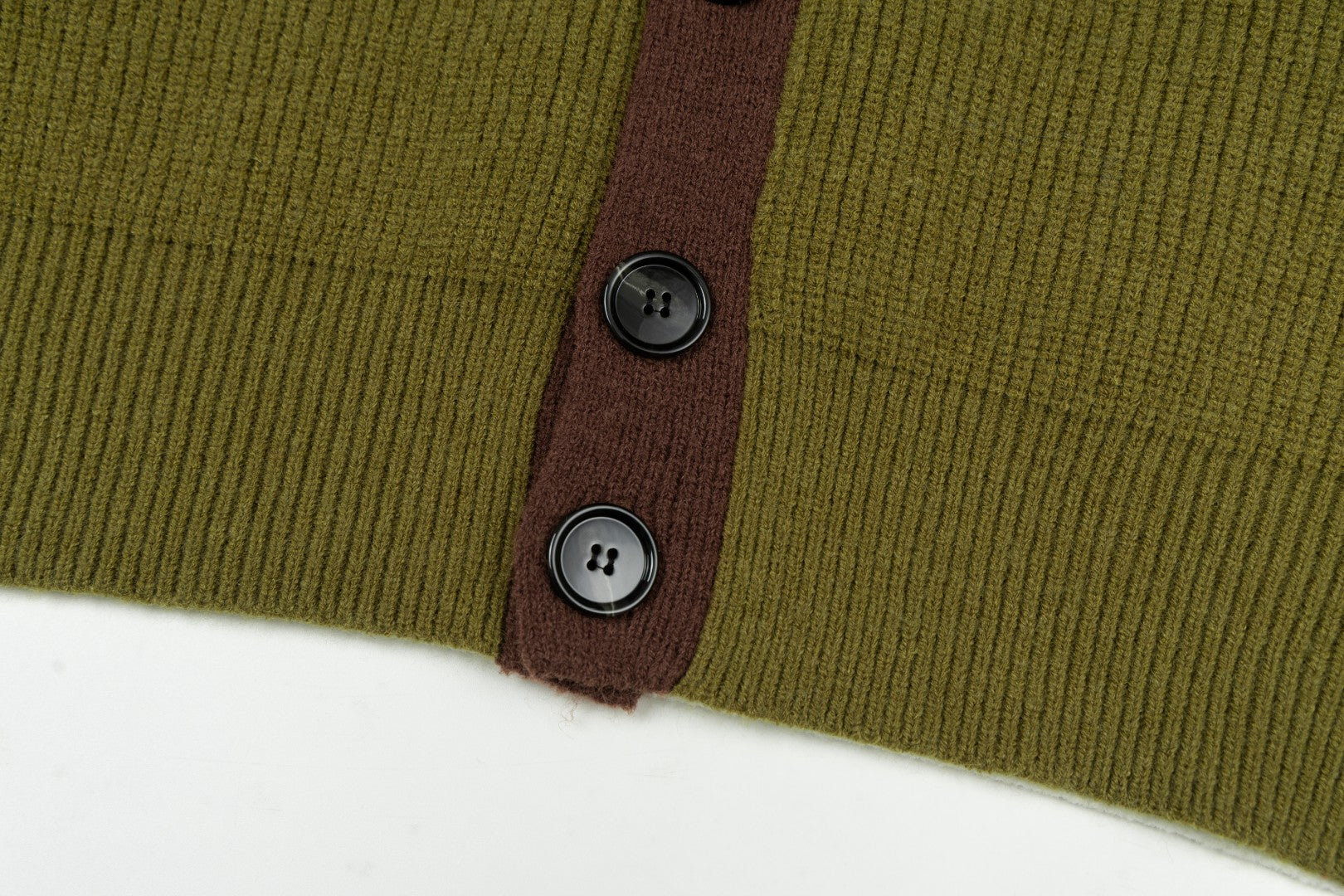 AMI PARIS V-Neck Knit Sweater