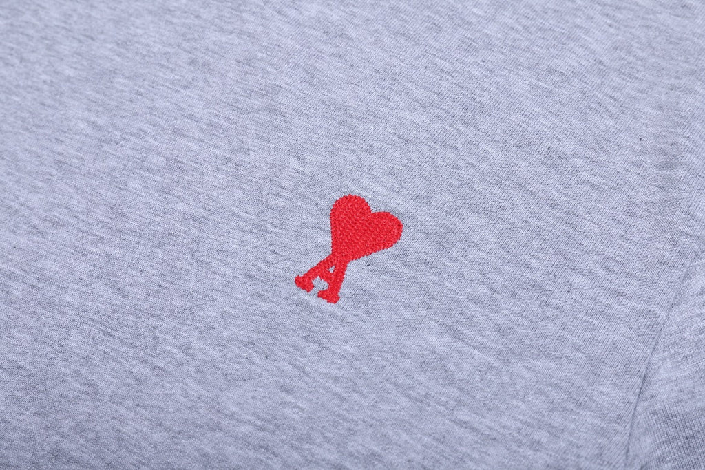 2026 AMI PARIS Unisex  T-shirt