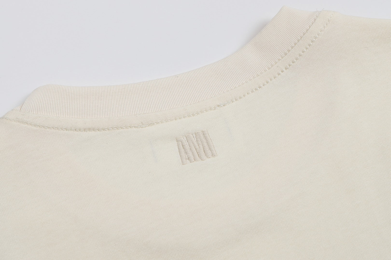AMI PARIS Unisex T-Shirt ¨C 6 Colors