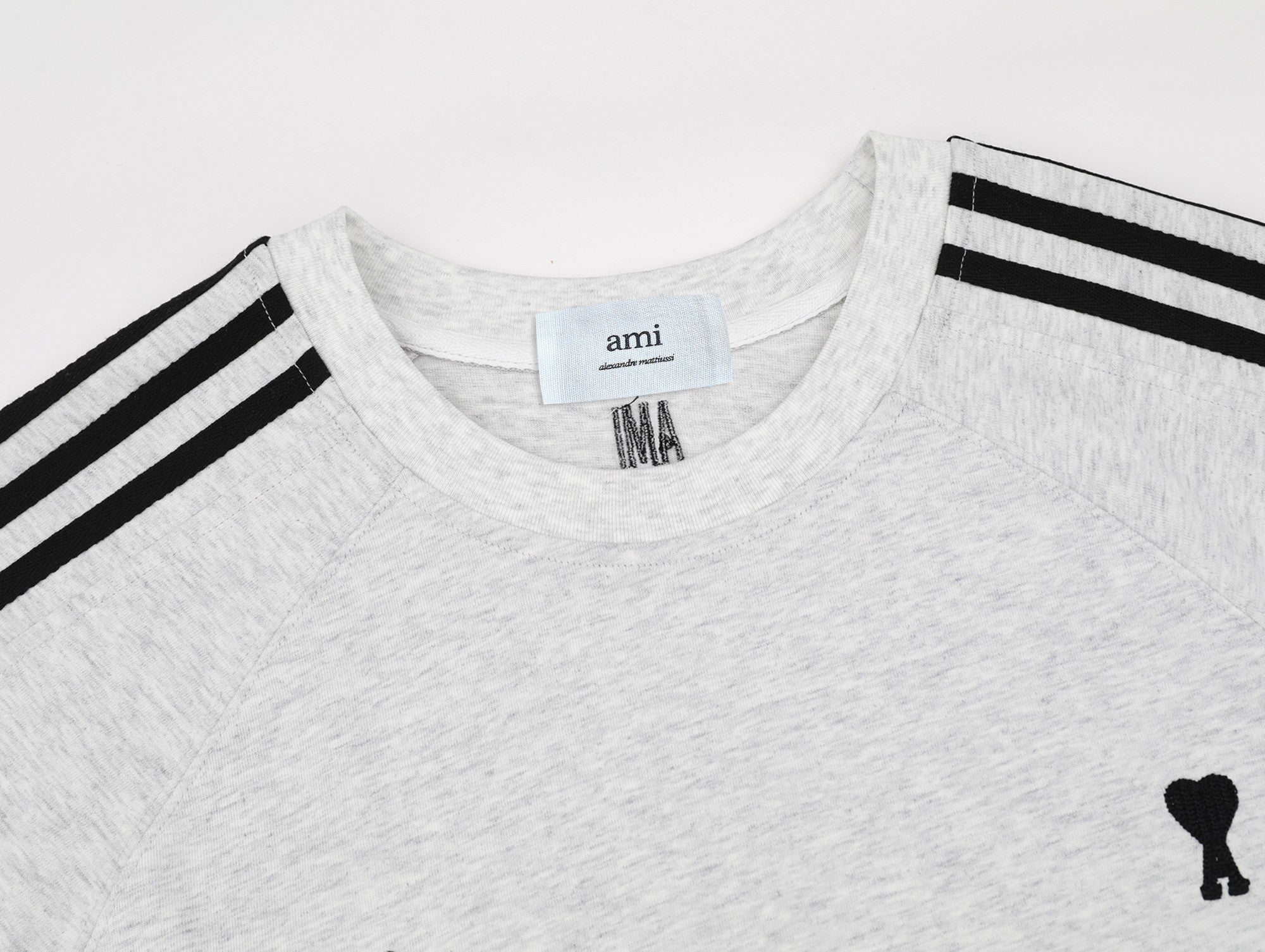 AMI PARIS Raglan Short-Sleeve T-Shirt ¨C Navy Blue, White & Black