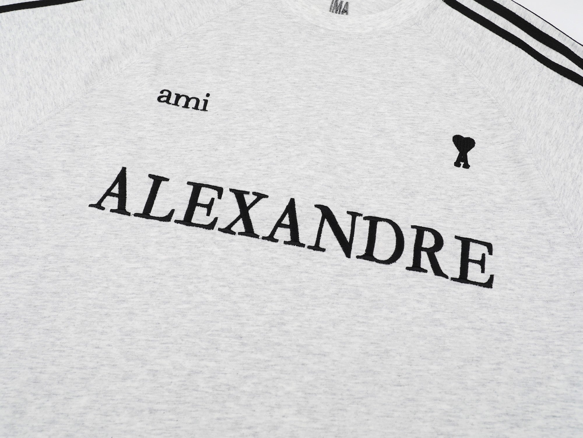 AMI PARIS Raglan Short-Sleeve T-Shirt ¨C Navy Blue, White & Black