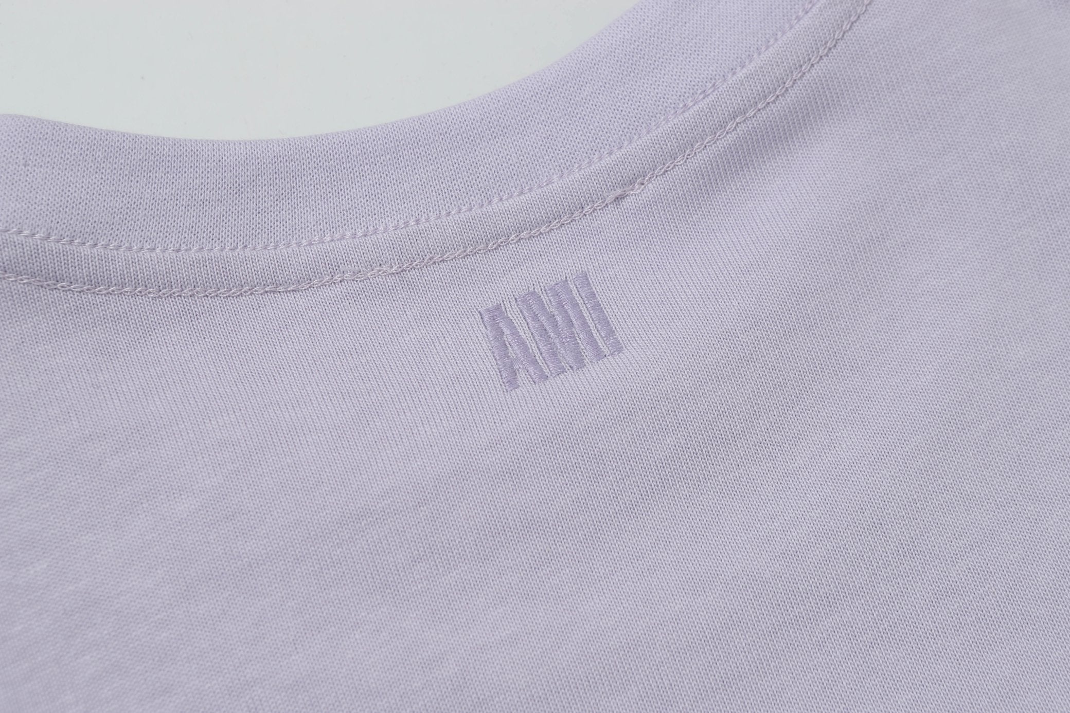 AMI PARIS White Heart Embroidered T-Shirt