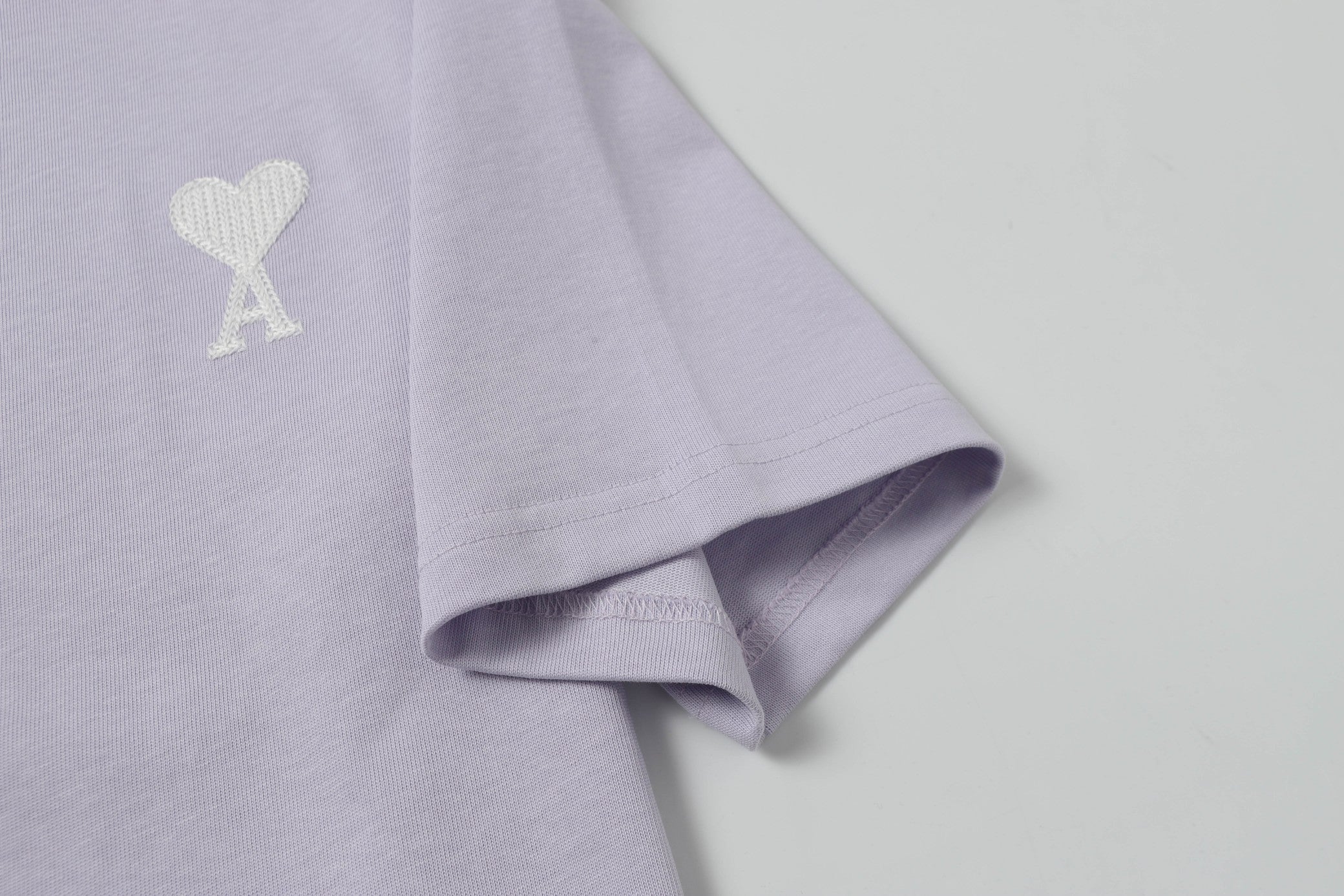 AMI PARIS White Heart Embroidered T-Shirt