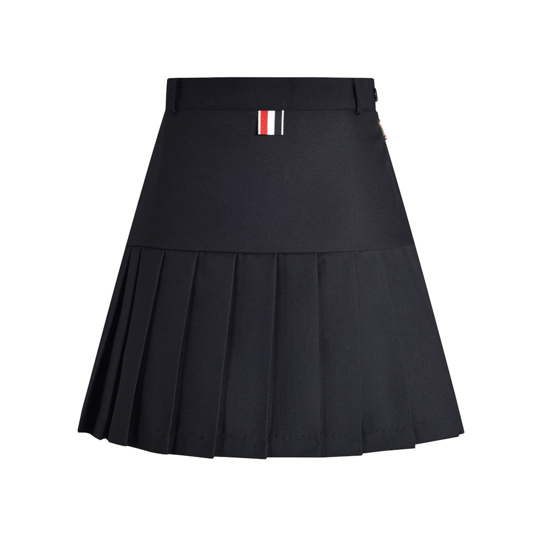 Miss short skirt  TREND