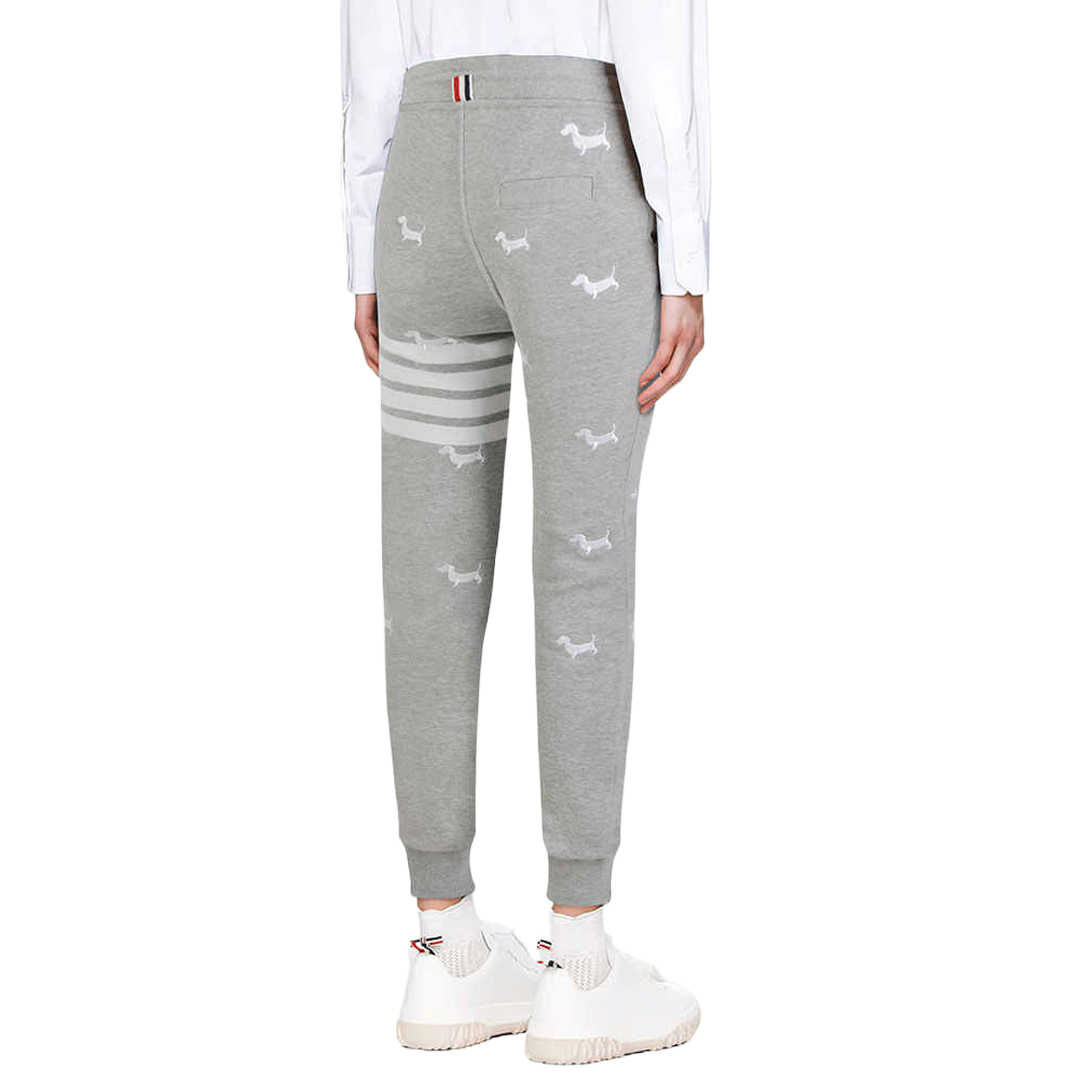 Embroidery sweatpants  TREND
